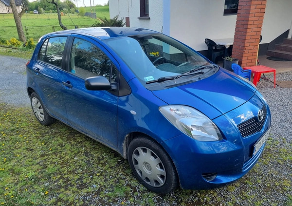 Toyota Yaris cena 9900 przebieg: 213000, rok produkcji 2007 z Libiąż małe 79